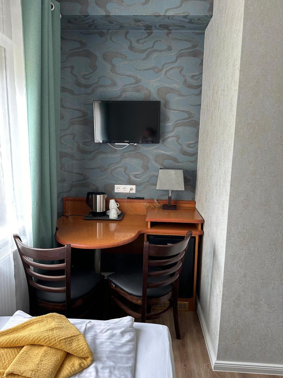 Hotel Pirol Berlin Extérieur photo